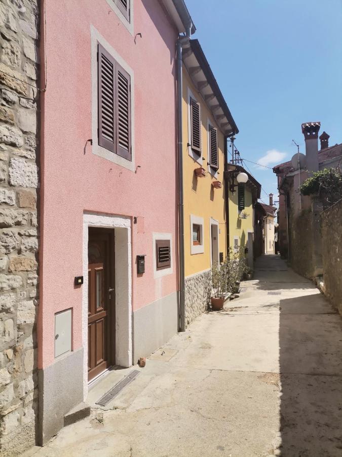 Apartment Branko With Terrace, Old Town Labin Labin  Exteriör bild