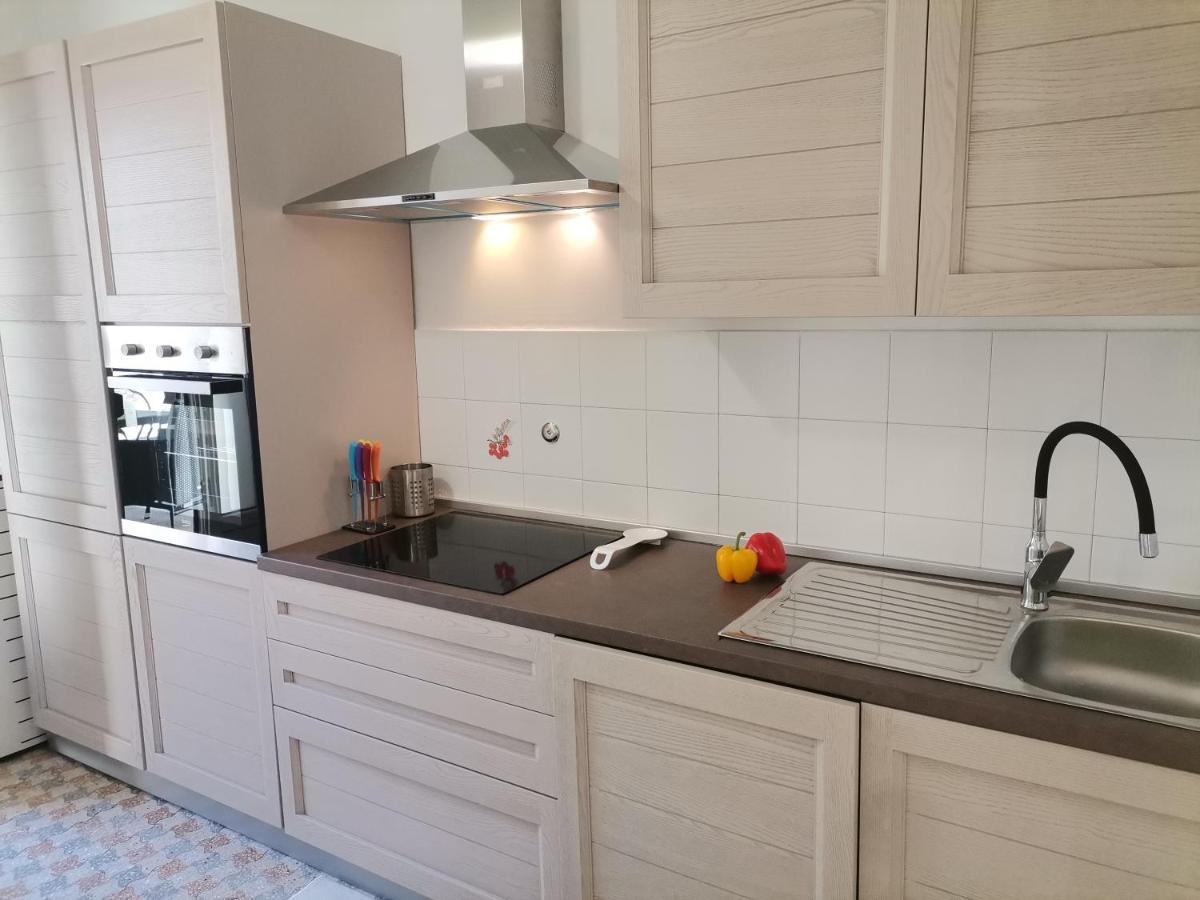 Apartment Branko With Terrace, Old Town Labin Labin  Exteriör bild